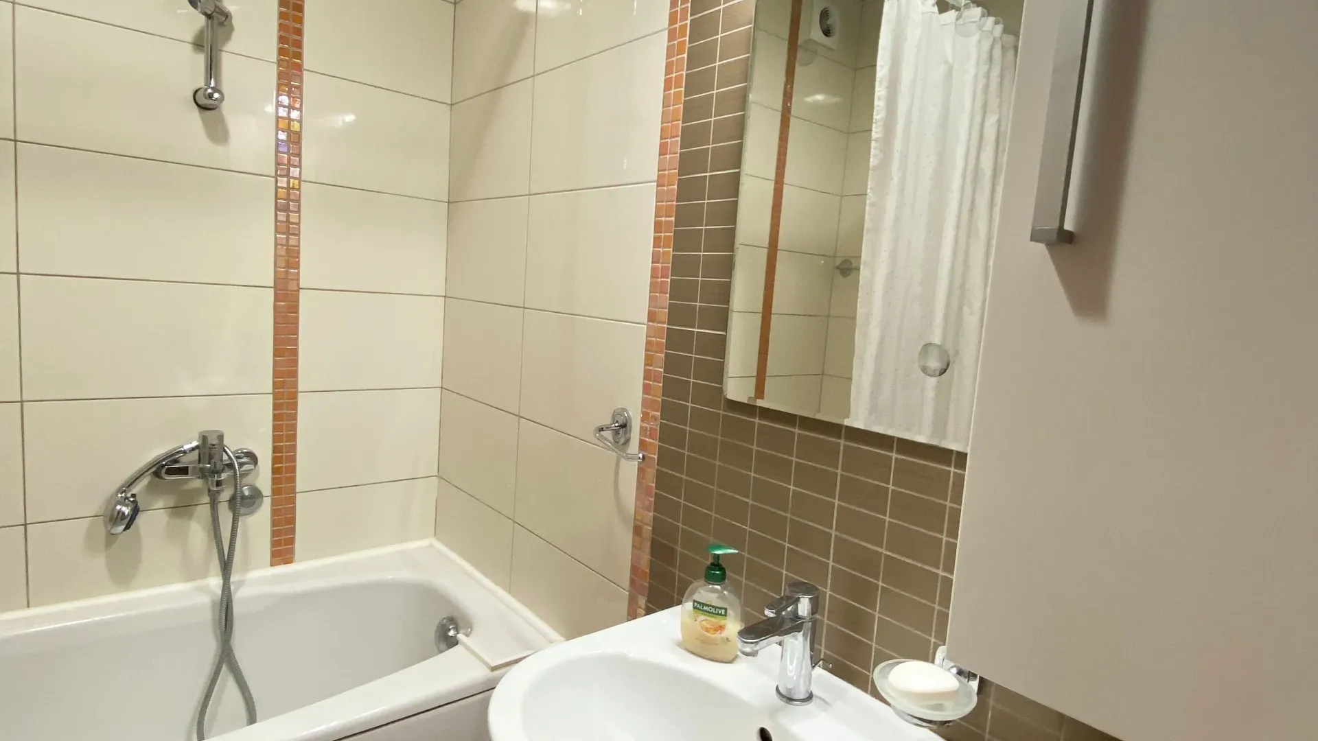 Rent, one bedroom apartment, 50m², City Kvart, Podgorica