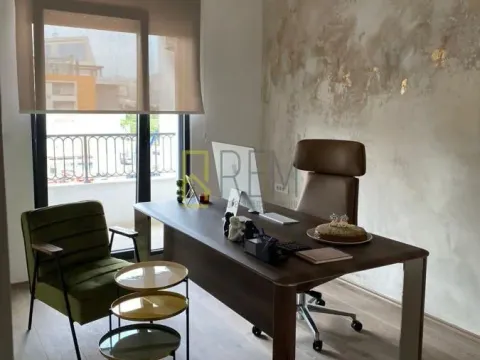 Prodaja, jednosoban stan, 43m², Podgorica, Crna Gora - image 1