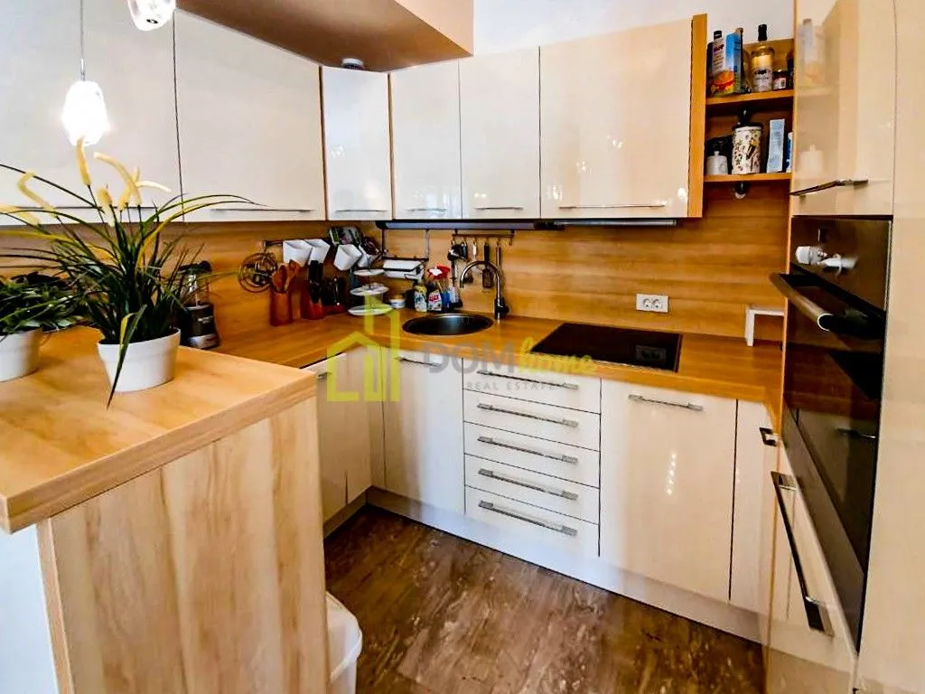 Sale, two bedroom apartment, 89m², Tre Canne, Budva