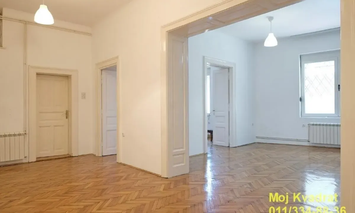 Izdavanje, trosoban stan, 92m², Neimar, Vračar Sve Podlokacije