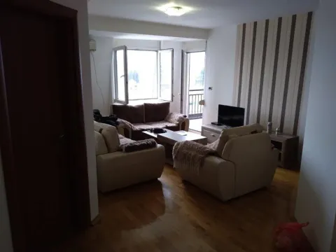 Rent, three bedroom apartment, 110m², Podgorica, Crna Gora - image 4