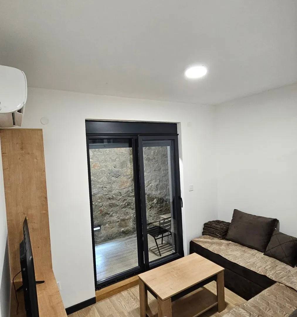 Rent, one bedroom apartment, 37m², Gorica C, Podgorica
