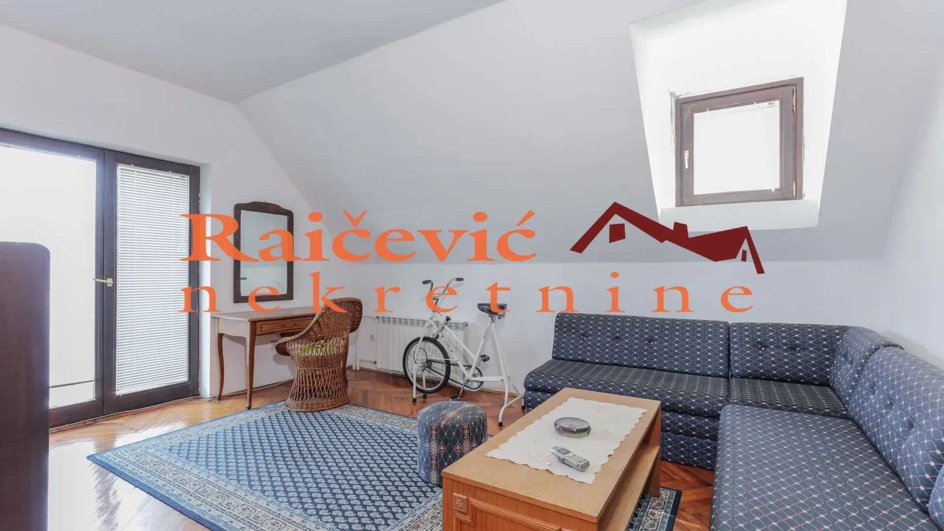 Prodaja, kuća, 370m², Voždovac Sve Podlokacije, Beograd