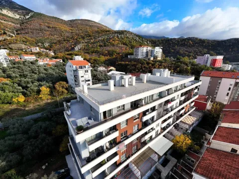 Prodaja, trosoban stan, 184m², Bečići, Budva - image 20