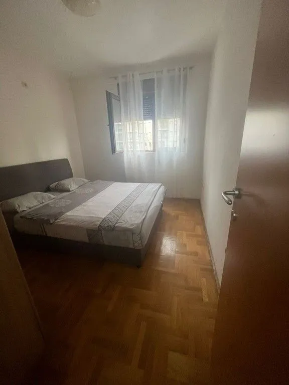 Prodaja, jednosoban stan, 42m², Stari Aerodrom, Podgorica