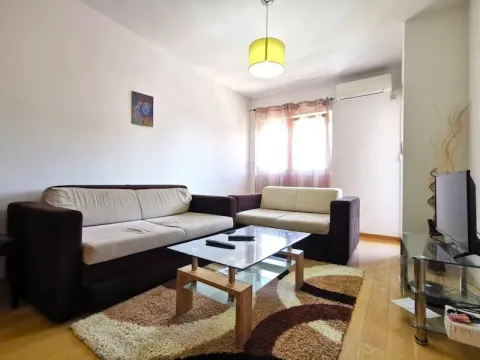 Rent, one bedroom apartment, 48m², City Kvart, Podgorica - image 2