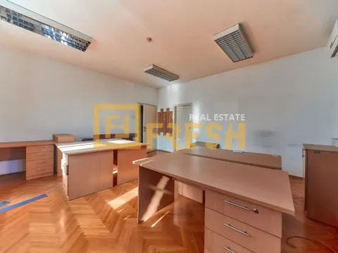 Rent, office space, 345m², Centar, Podgorica - image 8