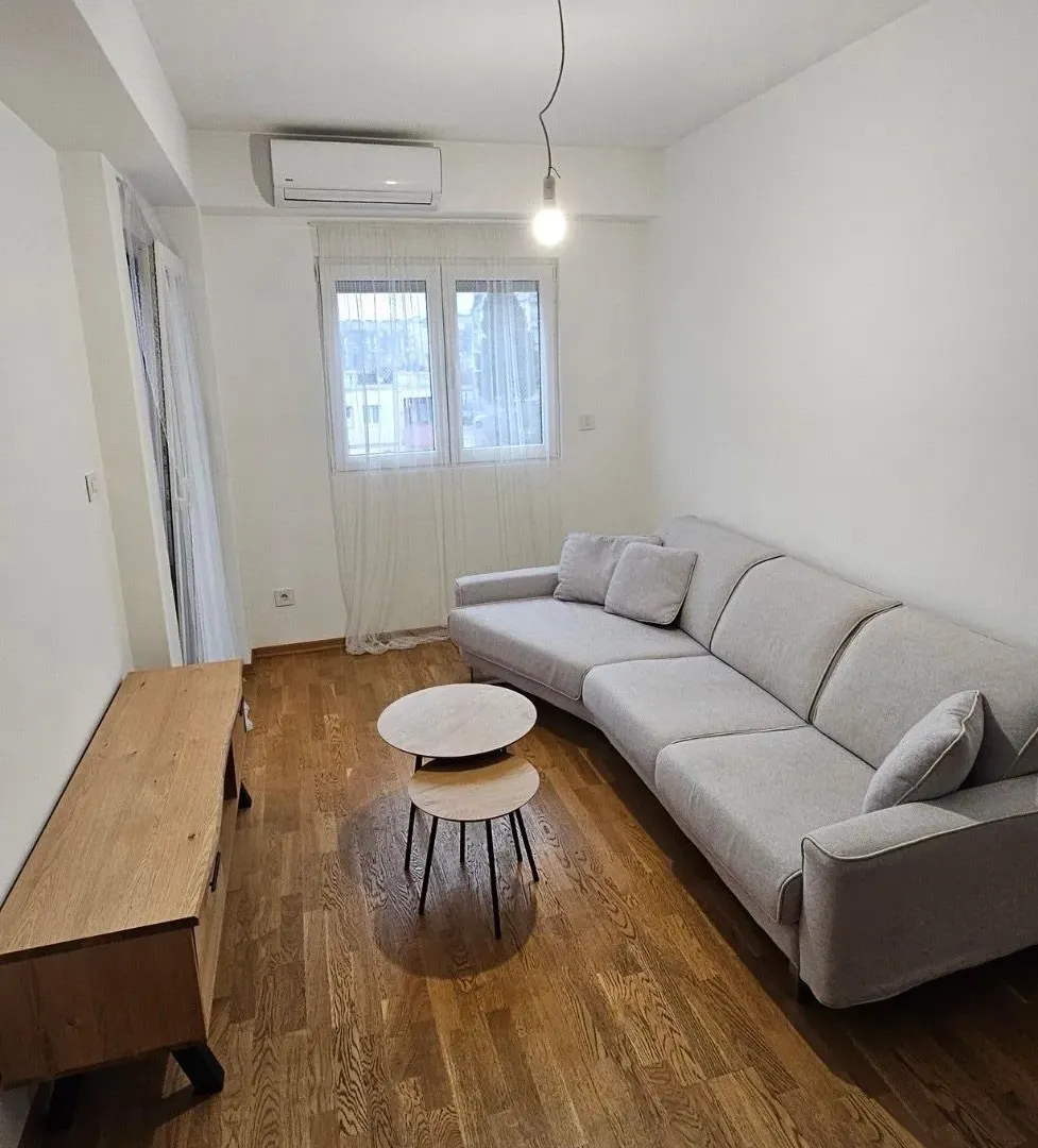 Prodaja, jednosoban stan, 33m², Pobrežje, Podgorica