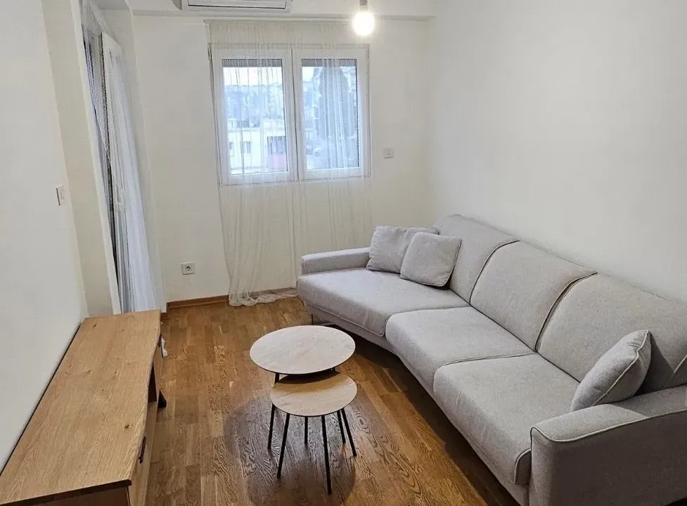 Prodaja, jednosoban stan, 33m², Pobrežje, Podgorica