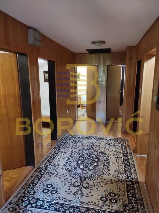 Prodaja, kuća, 120m², Kraljevi Čardaci, Kopaonik