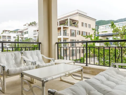 Prodaja, dvosoban stan, 140m², Porto Montenegro, Tivat - image 15