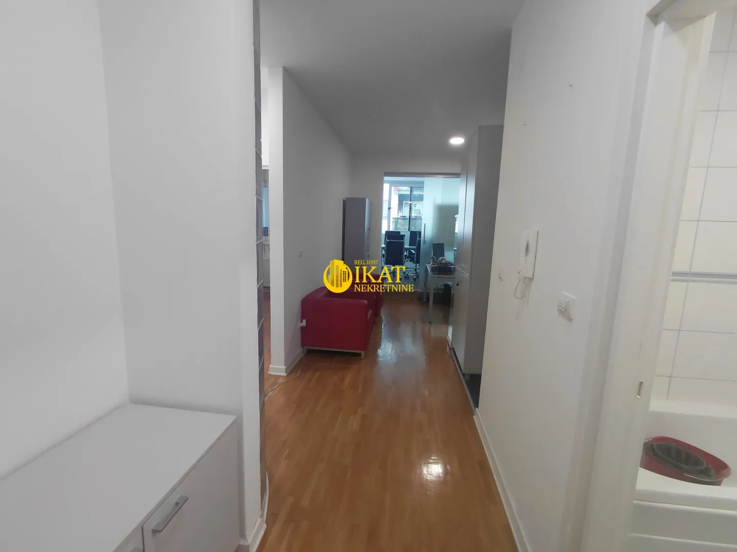 Prodaja, trosoban stan, 62m², Karaburma, Palilula Sve Podlokacije