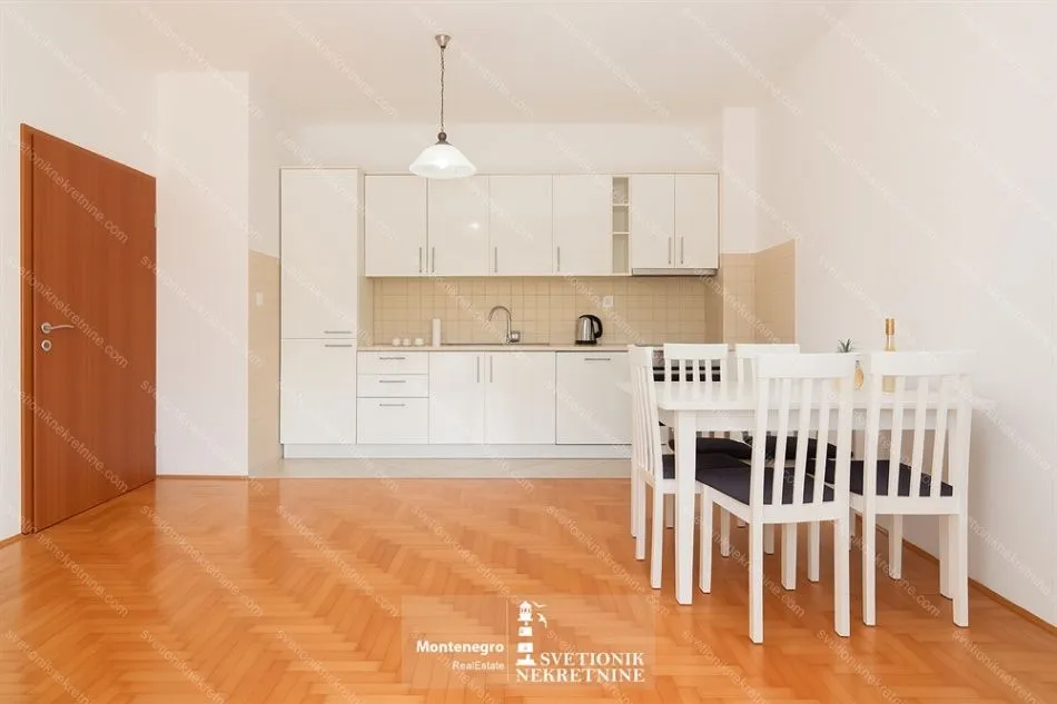 Prodaja, jednosoban stan, 58m², Topla, Herceg Novi