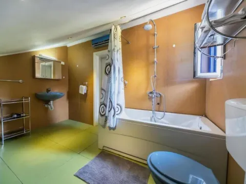 Prodaja, kuća, 220m², Krašići, Tivat - image 11