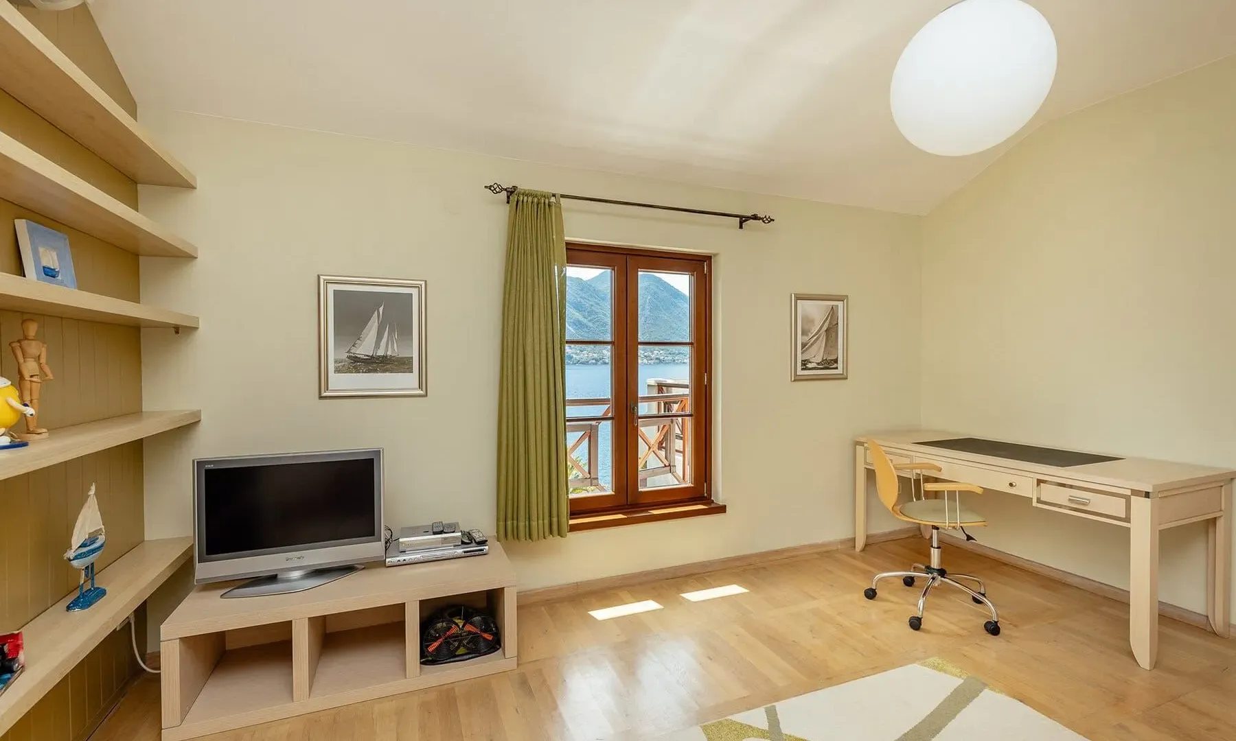 Sale, house, 354m², Kotor, Crna Gora