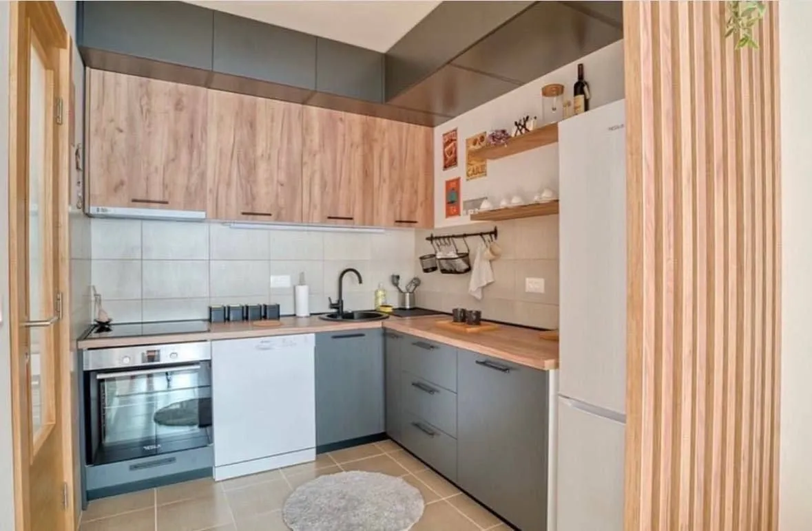 Rent, two bedroom apartment, 72m², Centar, Budva