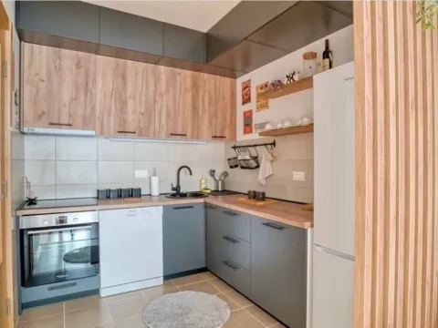 Rent, two bedroom apartment, 72m², Centar, Budva - image 5