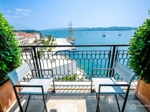 Sale, two bedroom apartment, 116m², Porto Montenegro, Tivat - image 17