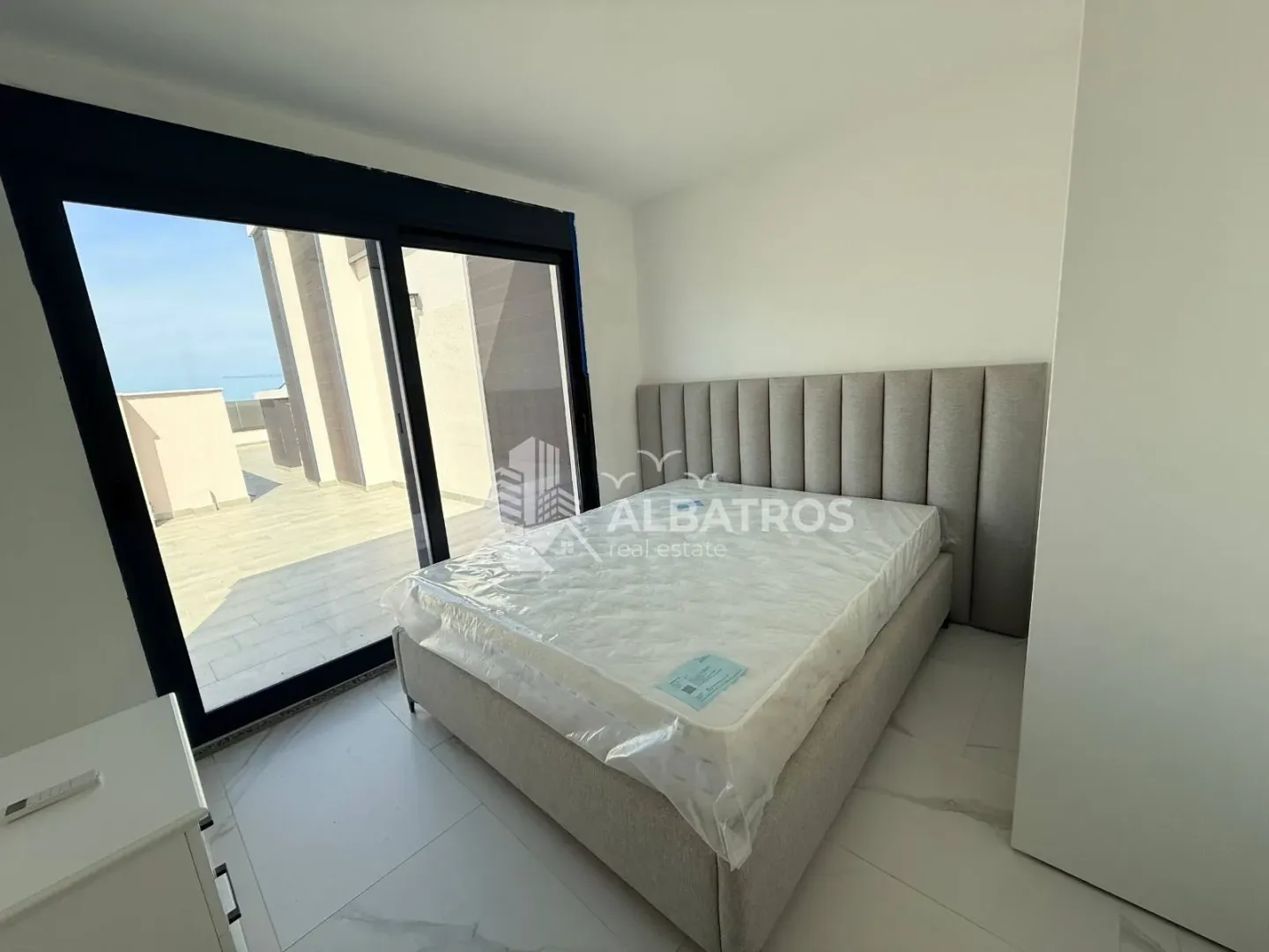 Sale, three bedroom apartment, 442m², Soho City, Bar