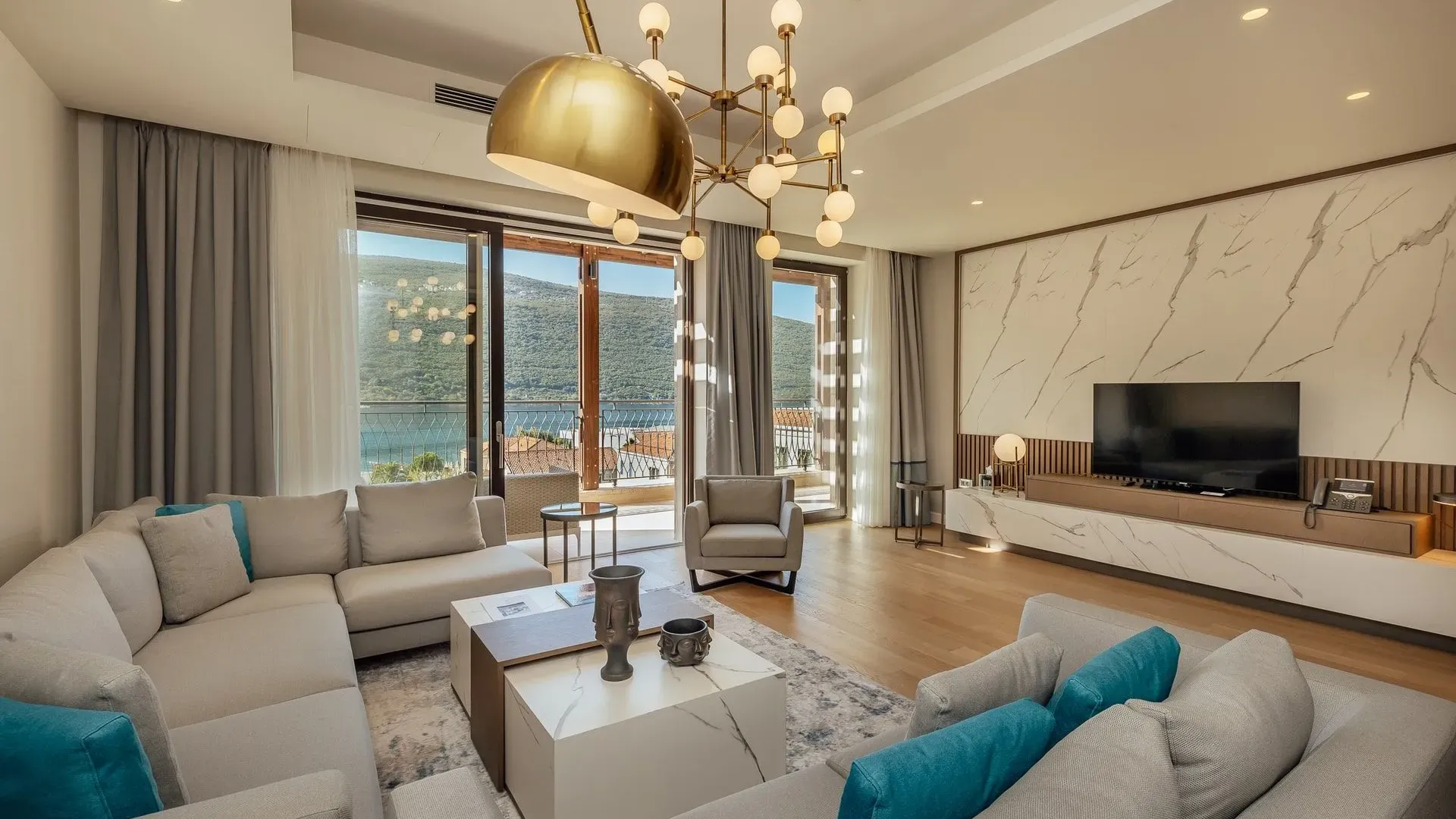 Prodaja, dvosoban stan, 290m², Portonovi, Herceg Novi