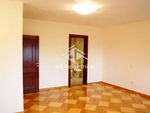 Rent, apartment, 250m², Savski Venac, Beograd - image 10