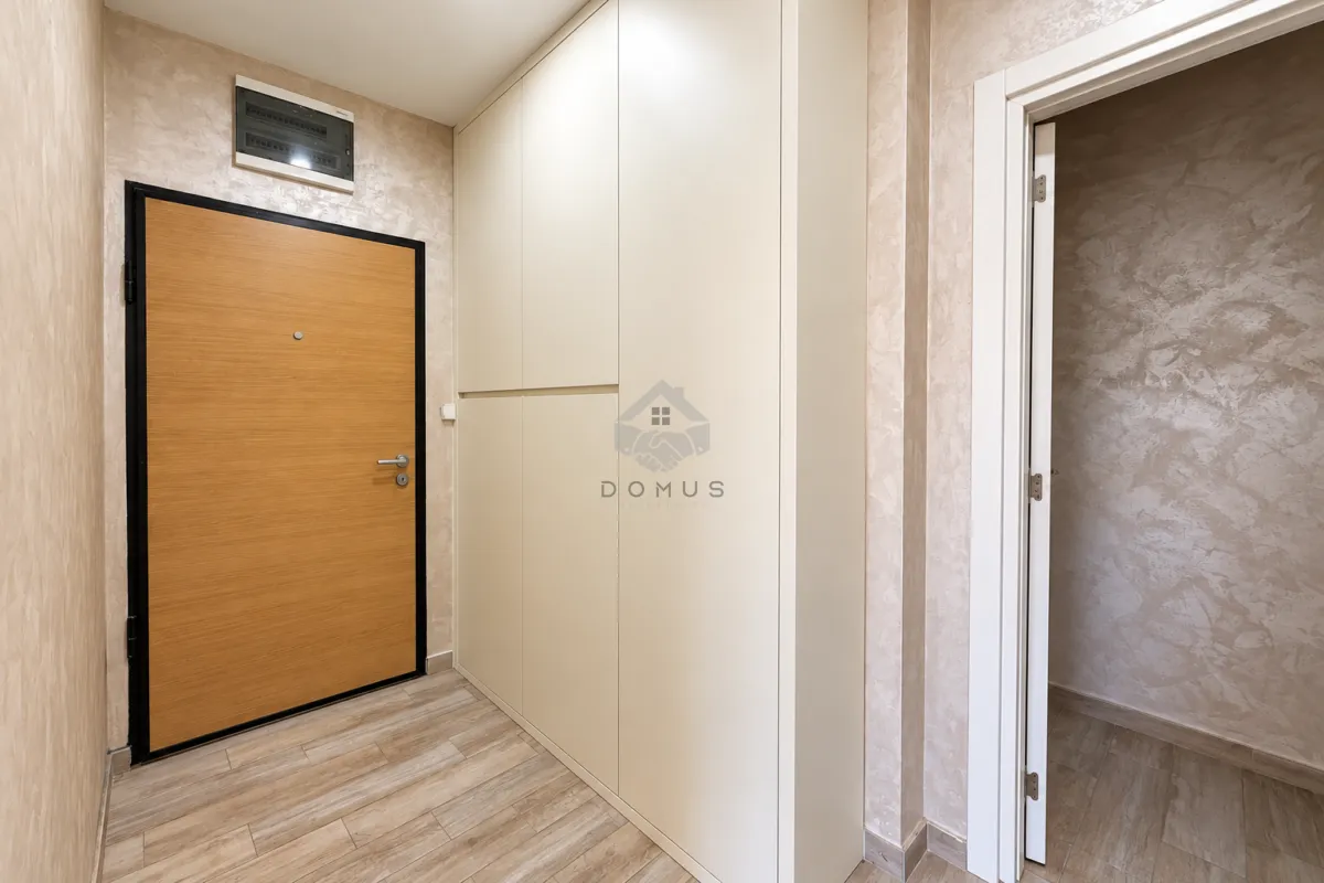 Izdavanje, dvosoban stan, 68m², Dalmatinska ulica, Podgorica