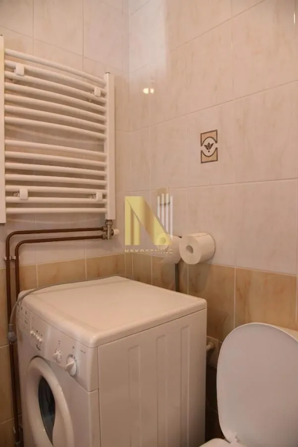 Izdavanje, dvosoban stan, 49m², Betanija, Novi Sad Sve Podlokacije