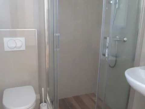 Daily-rent, three bedroom apartment, 55m², Centar, Budva - image 2