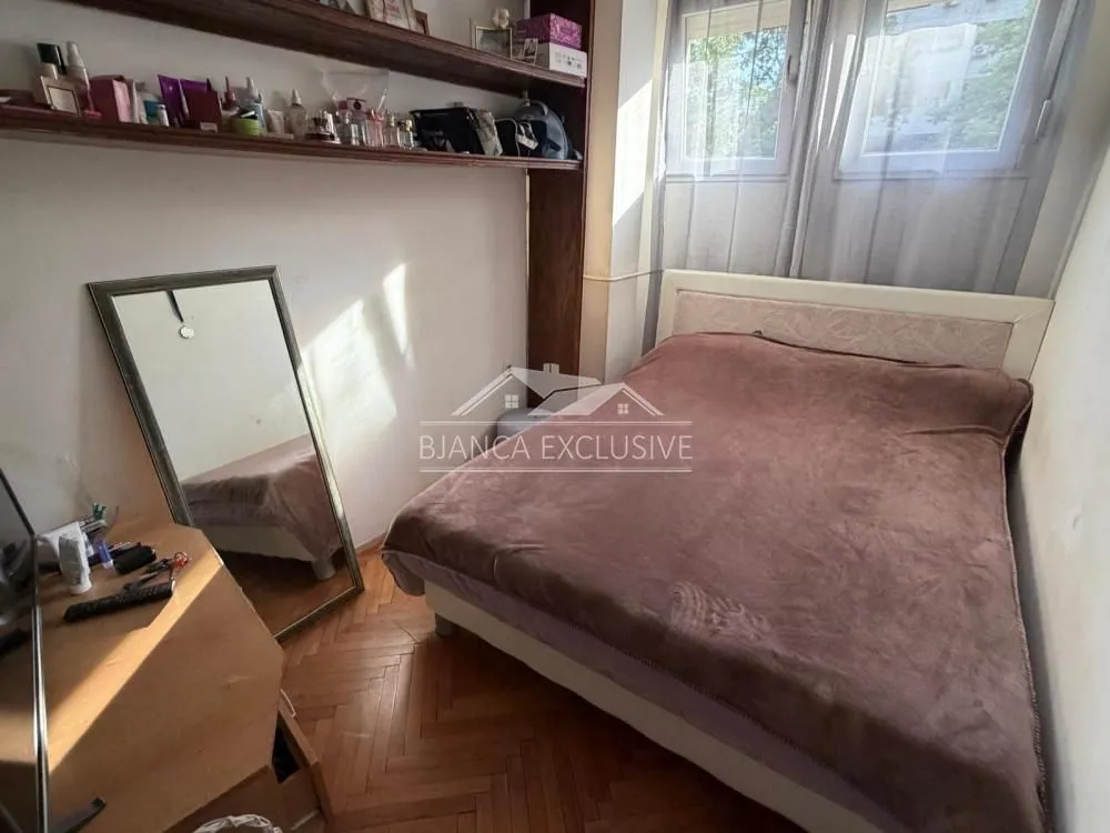 Prodaja, trosoban stan, 82m², Novi Beograd Sve Podlokacije, Beograd