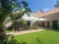 Izdavanje, kuća, 120m², Tivat, Crna Gora - image 4