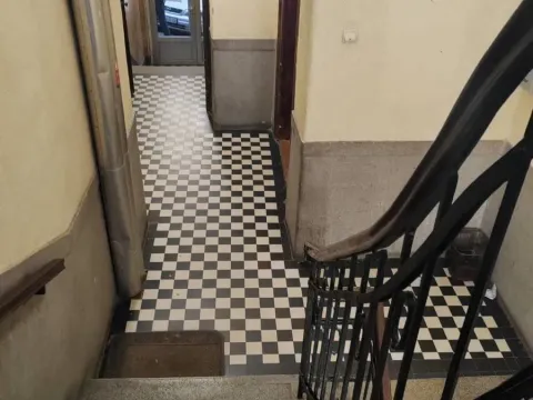 Rent, three bedroom apartment, 72m², Savski Venac, Beograd - image 19