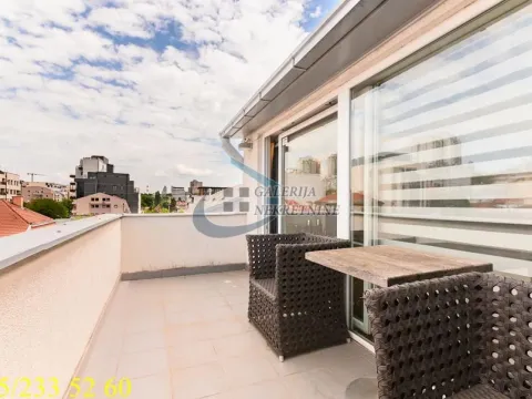 Sale, three bedroom apartment, 83m², Južni Bulevar, Vračar Sve Podlokacije - image 10