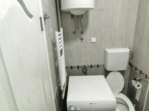 Rent, one bedroom apartment, 30m², Grbavica, Novi Sad Sve Podlokacije - image 5