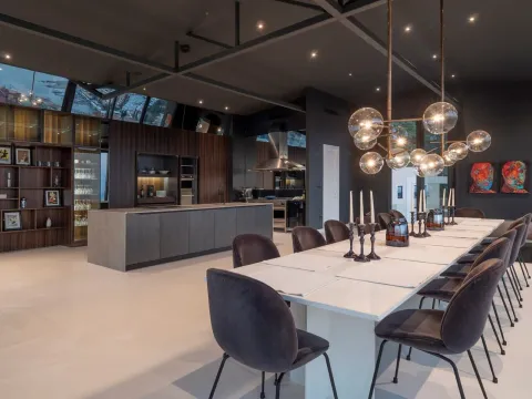 Prodaja, stan, 1000m², Rafailovići, Budva - image 20