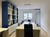 Izdavanje, poslovni prostor, 75m², City Kvart, Podgorica - image 8