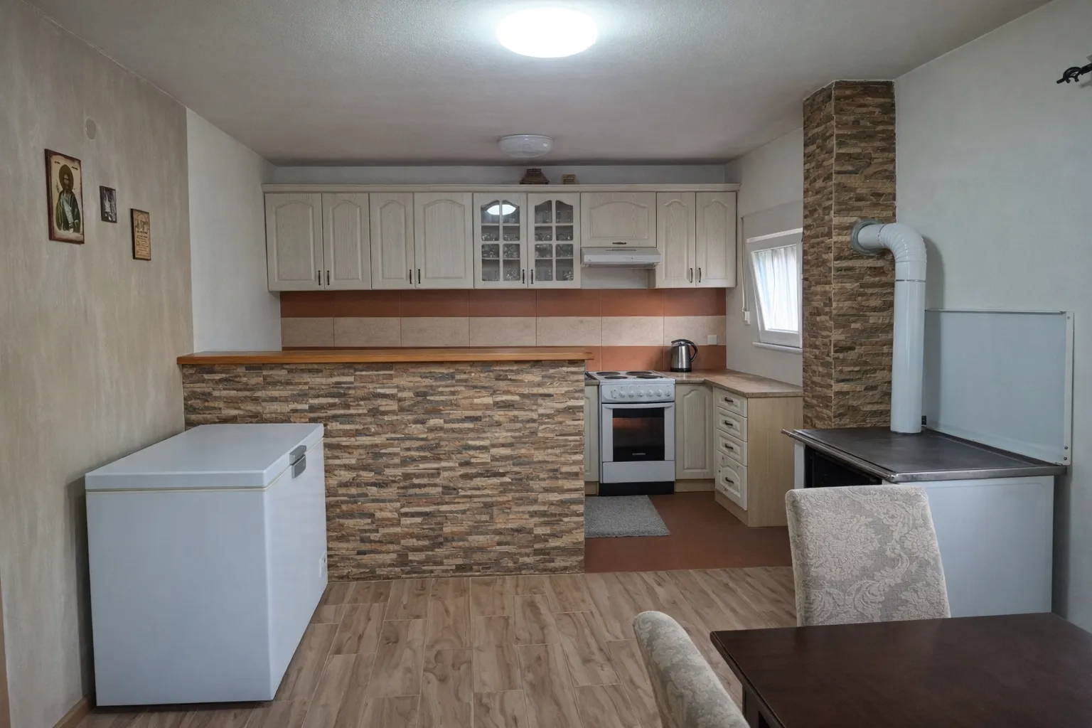 Sale, house, 72m², Radanovići, Kotor