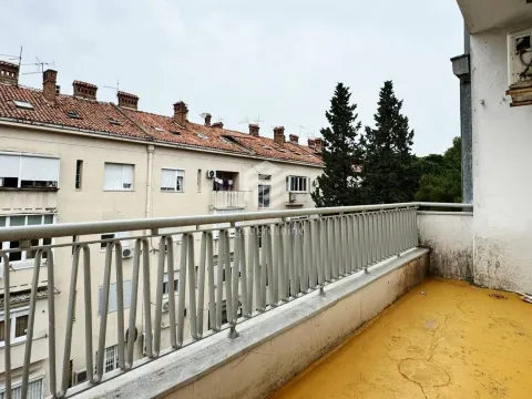 Sale, two bedroom apartment, 86m², Centar, Podgorica - image 17