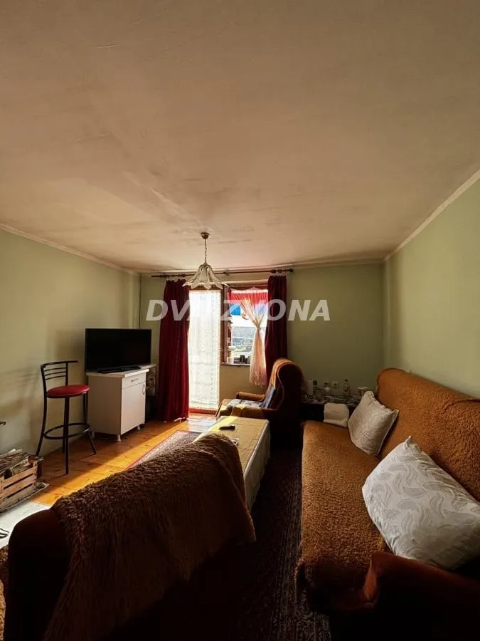 Prodaja, kuća, 173m², Čortanovci, Inđija