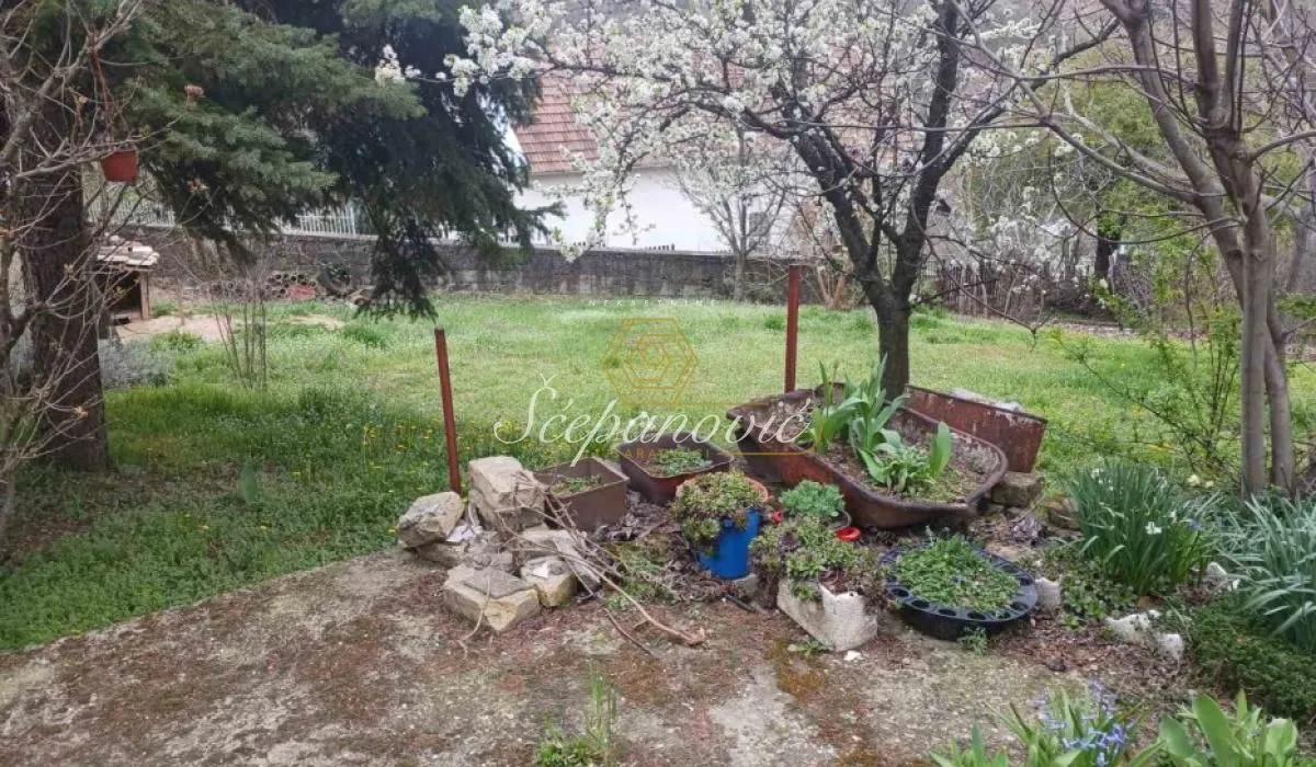 Prodaja, kuća, 73m², Ledinci, Petrovaradin