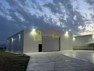 Izdavanje, poslovni prostor, 584m², Kuće Rakića, Podgorica