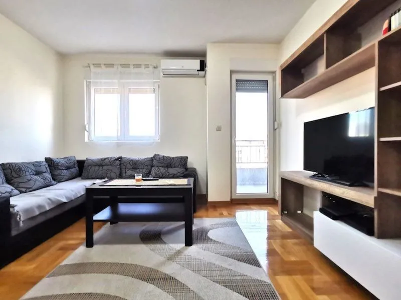Rent, two bedroom apartment, 55m², Stari Aerodrom, Podgorica