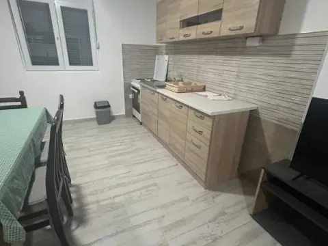 Rent, two bedroom apartment, 60m², Šušanj, Bar - image 6