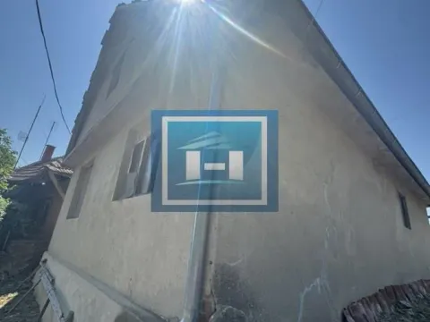 Sale, house, 80m², Ćuprija, Srbija - image 16