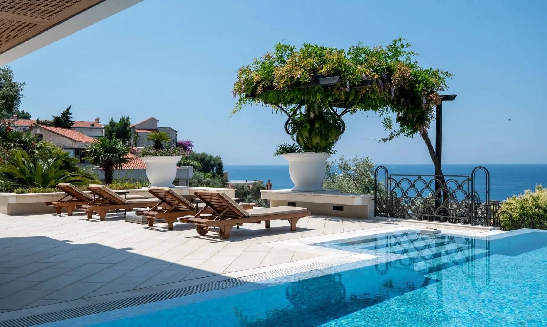 Sale, house, 959m², Sveti Stefan, Budva