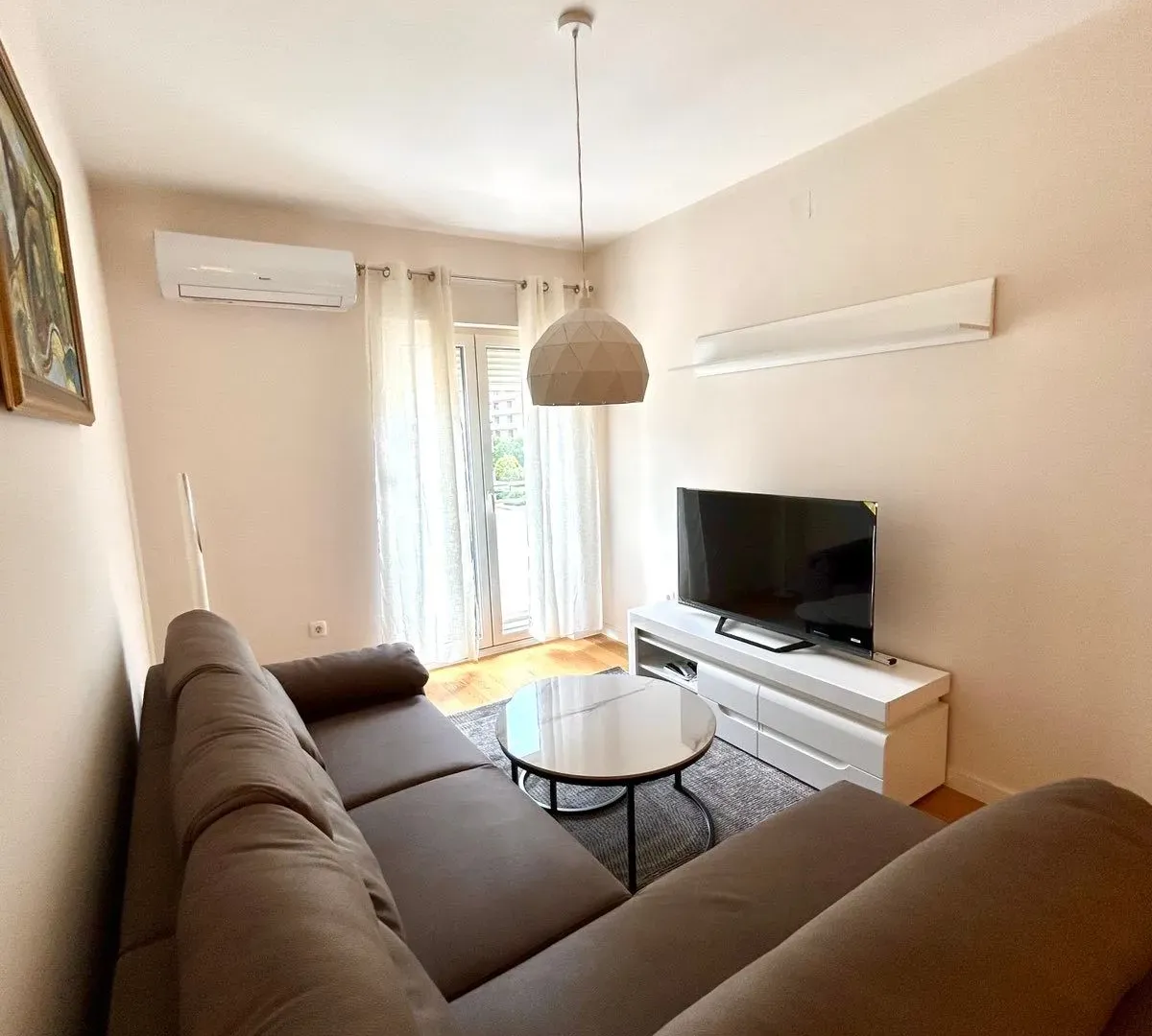 Rent, one bedroom apartment, 42m², Central Point, Podgorica