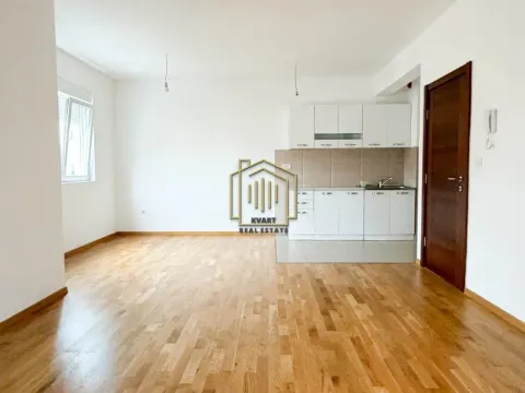 Prodaja, dvosoban stan, 73m², Tuški Put, Podgorica - image 4