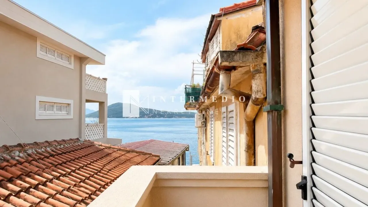 Rent, one bedroom apartment, 54m², Igalo, Herceg Novi
