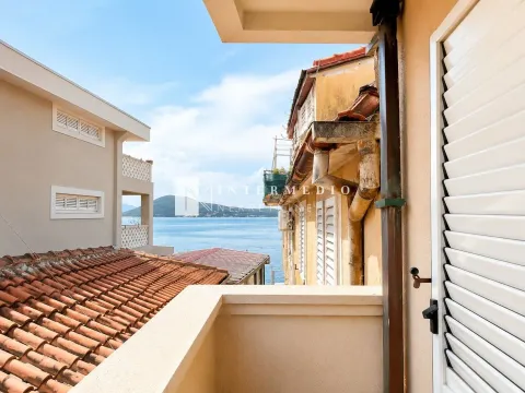 Izdavanje, jednosoban stan, 54m², Igalo, Herceg Novi - image 1