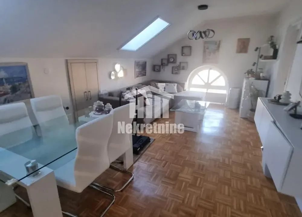 Prodaja, trosoban stan, 60m², Bezanijska Kosa 2, Bežanijska Kosa Sve Podlokacije