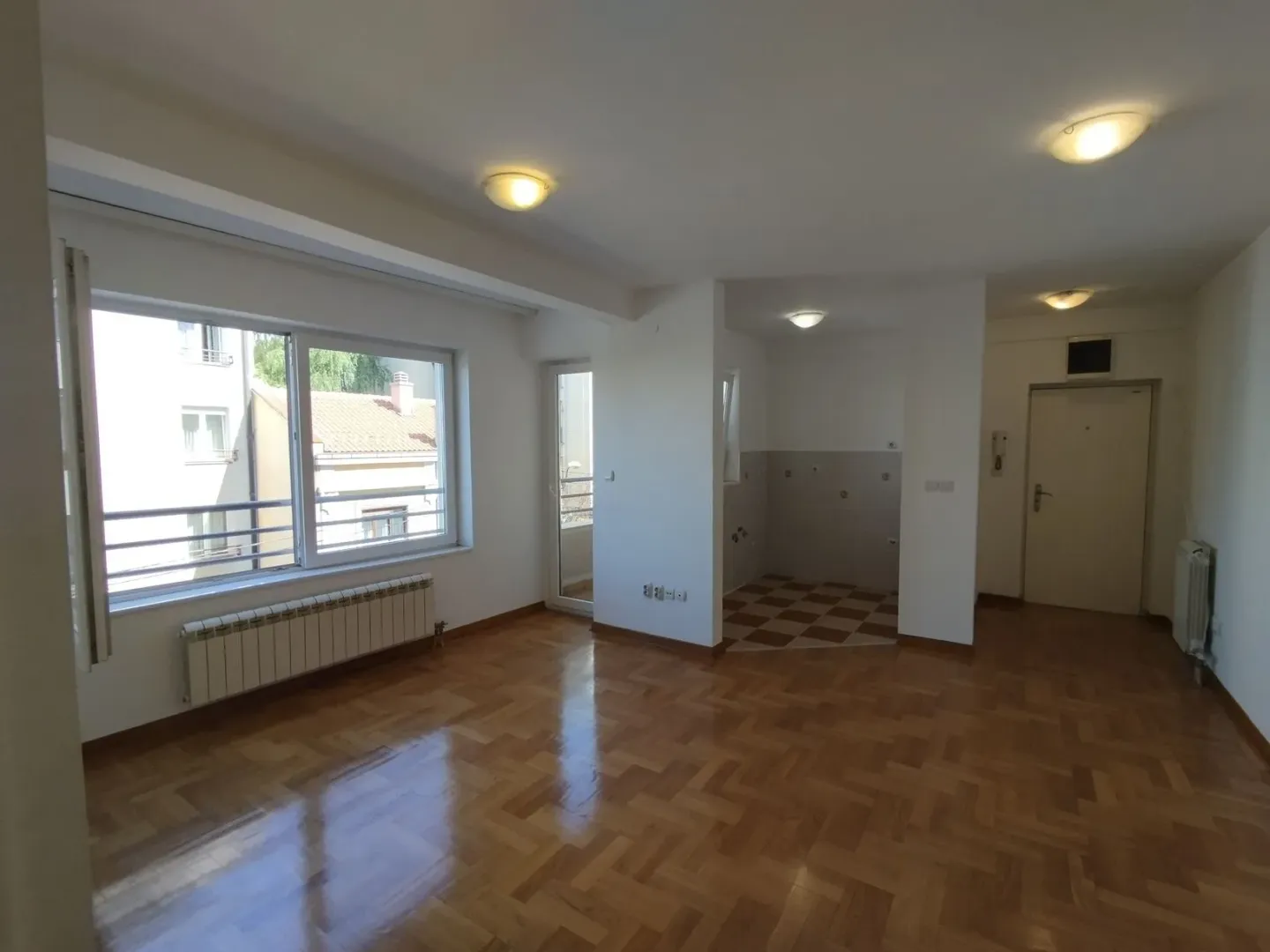 Prodaja, trosoban stan, 65m², Crveni Krst, Beograd
